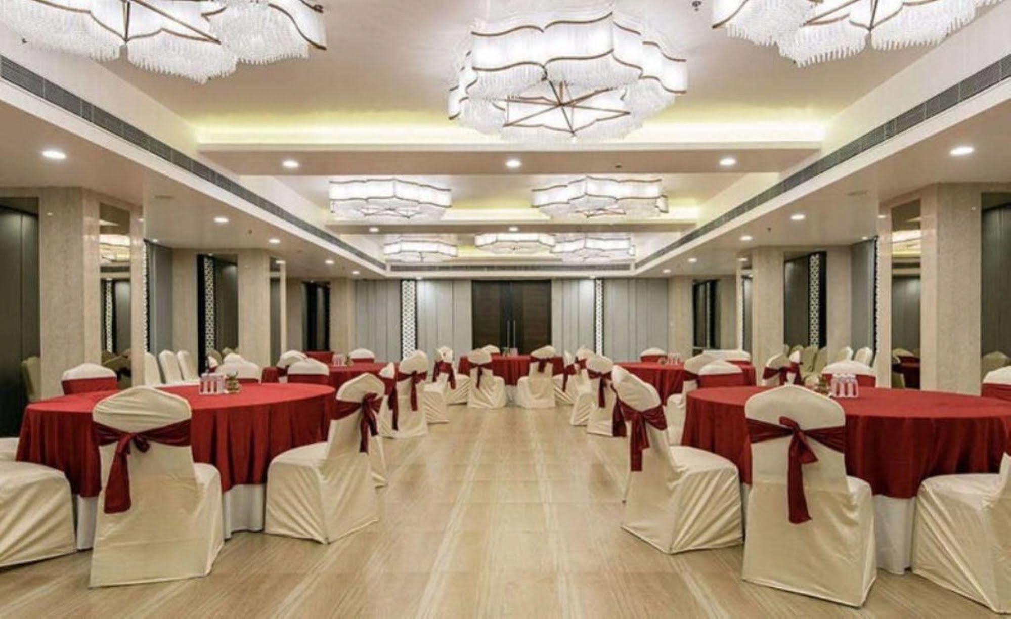 Regenta Central Deccan Chennai, Royapettah Ngoại thất bức ảnh